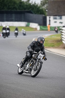 Vintage-motorcycle-club;eventdigitalimages;mallory-park;mallory-park-trackday-photographs;no-limits-trackdays;peter-wileman-photography;trackday-digital-images;trackday-photos;vmcc-festival-1000-bikes-photographs